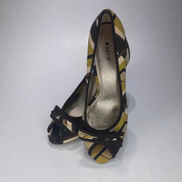 Apt.9  Geometrical Design Heels with Bow Open Toe Size 7 - Picture 5 of 8